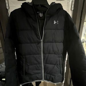 - Under Armour  jacket kids size M(10/12)